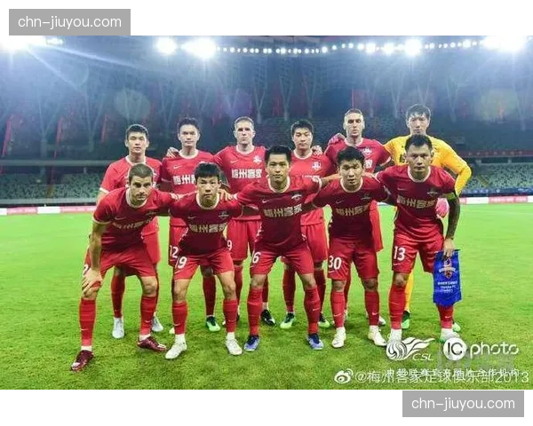 深圳新鹏城针对性引进巴西、东欧外援，力求在中超站稳脚跟